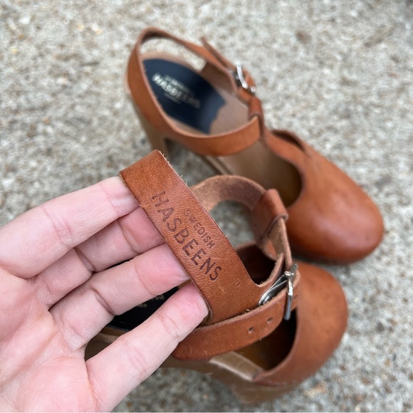 Swedish Hasbeens T-strap style clog - Picture 6 of 10